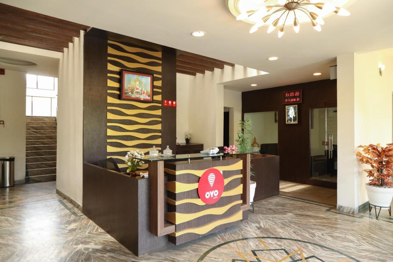 Oyo 10943 Hotel Plus Corporate Khapa  Eksteriør bilde