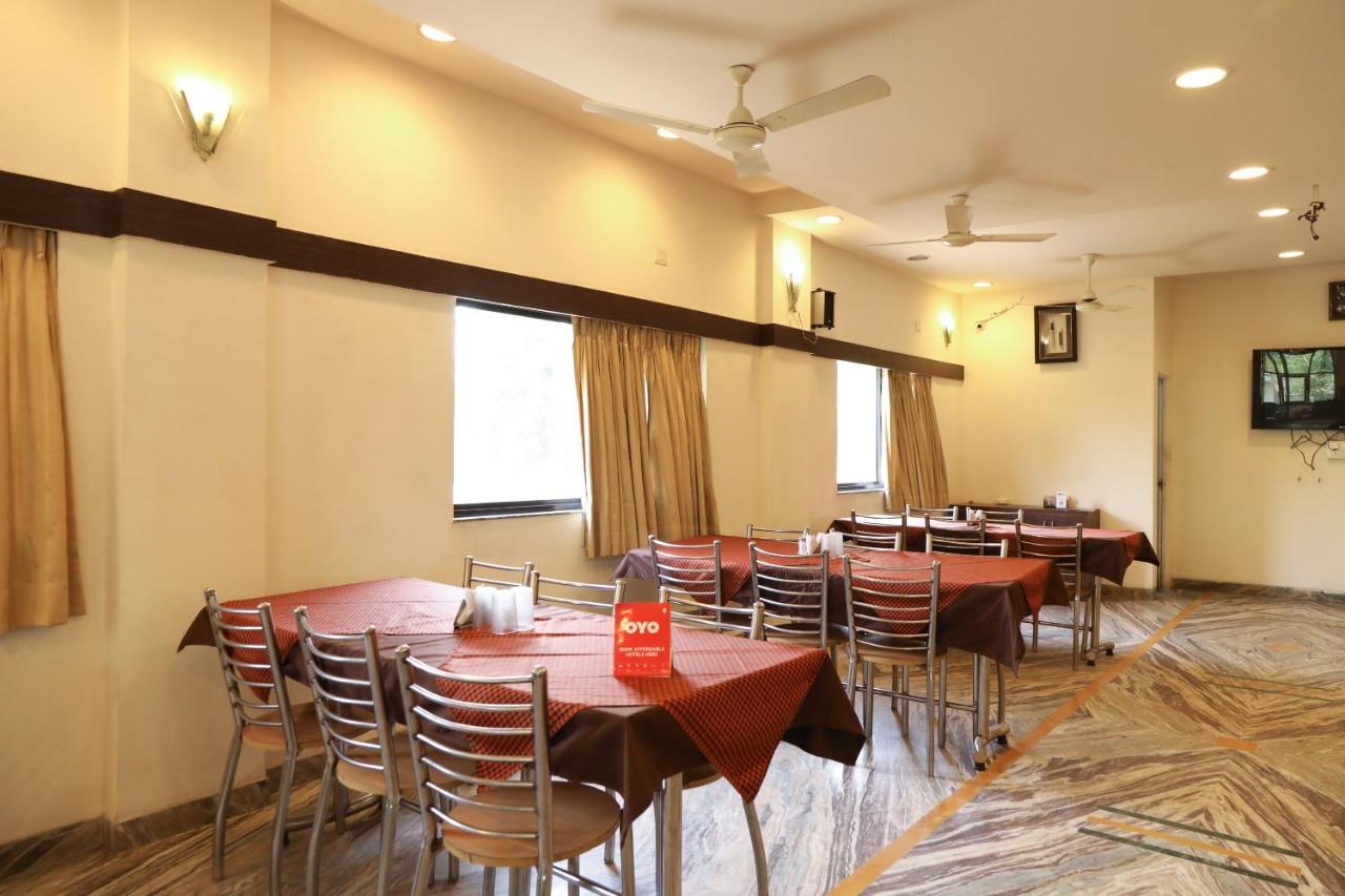 Oyo 10943 Hotel Plus Corporate Khapa  Eksteriør bilde